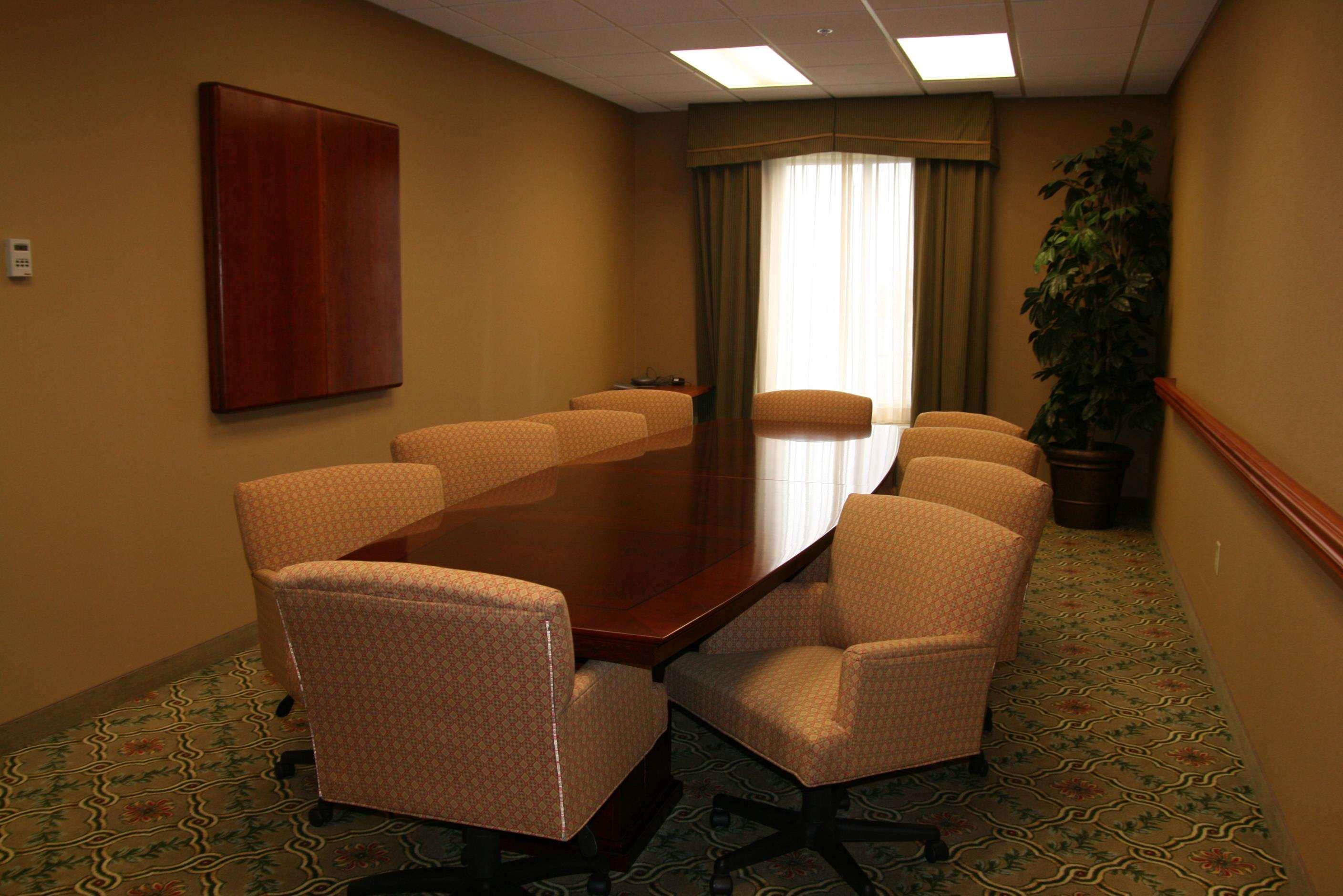 Newly Renovated Hampton Inn Omaha West Lakeside Съоръжения снимка
