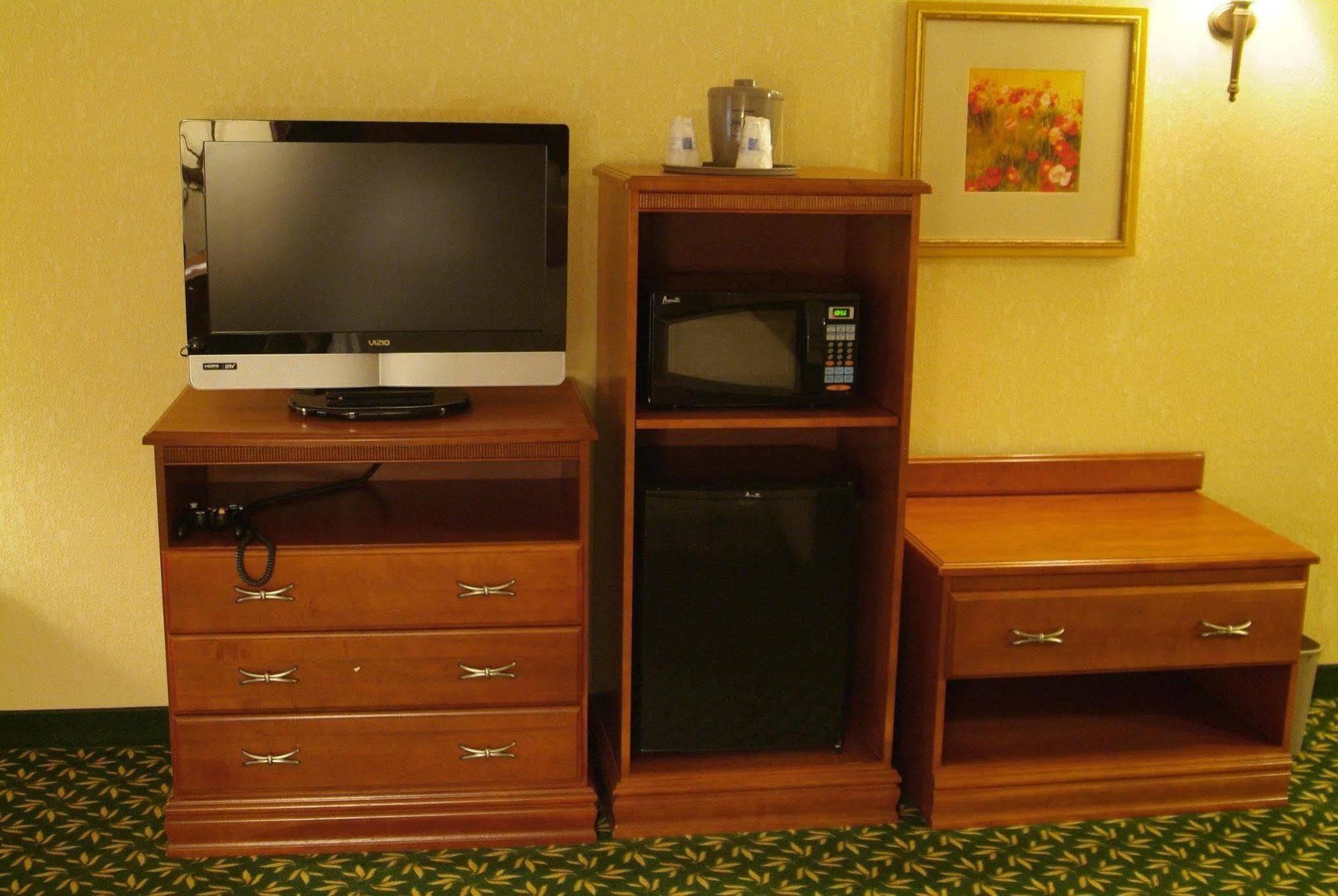 Newly Renovated Hampton Inn Omaha West Lakeside Стая снимка